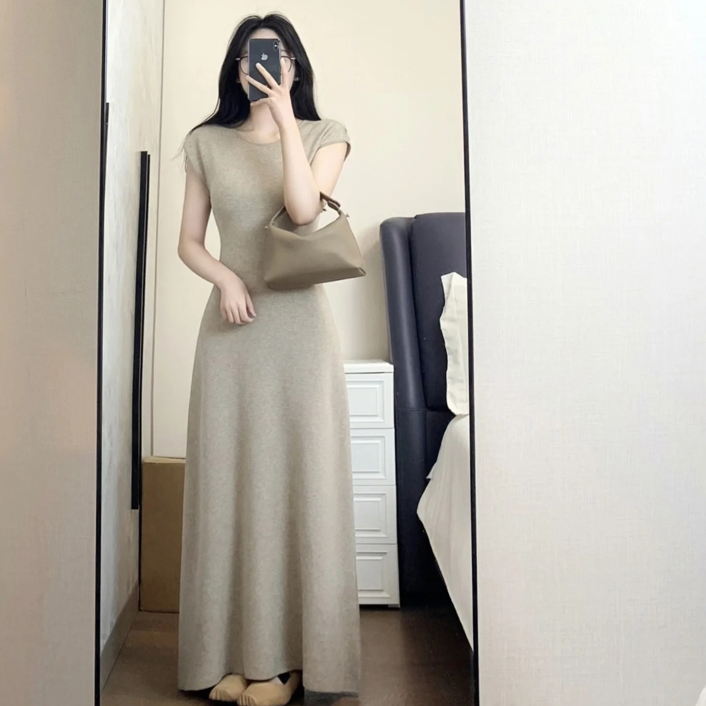 2026 Early Autumn Women's Knit Sweater Set with Cinched Waist and Slimming A-Line Long Dress Two-Piece - Image 5