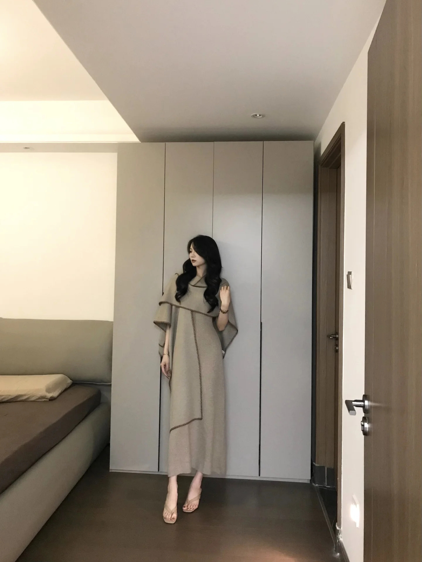 French-Style Camel Knit Dress and Shawl Two-Piece Set for Women - Image 2