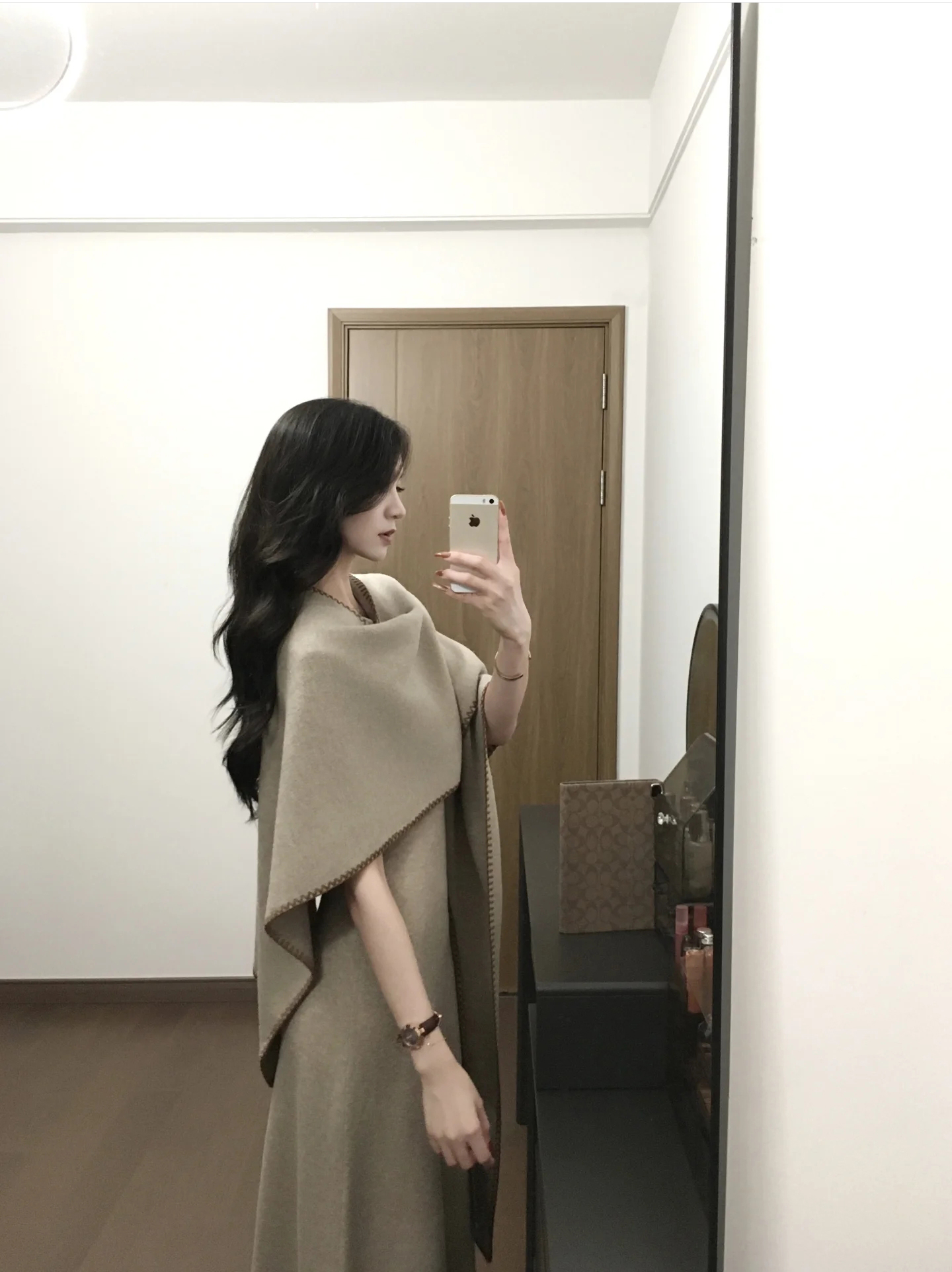 French-Style Camel Knit Dress and Shawl Two-Piece Set for Women - Image 3