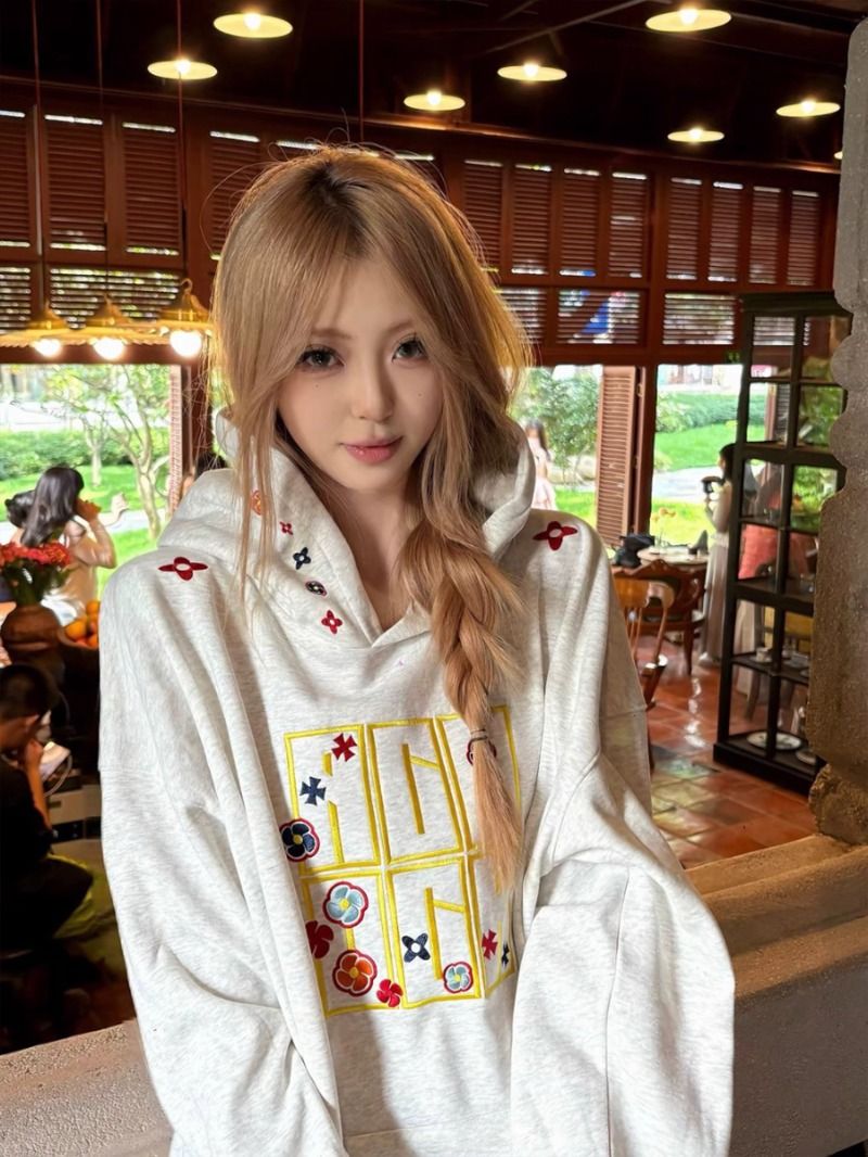 Women’s Embroidered Cotton Fleece-Lined Loose Sweatshirt