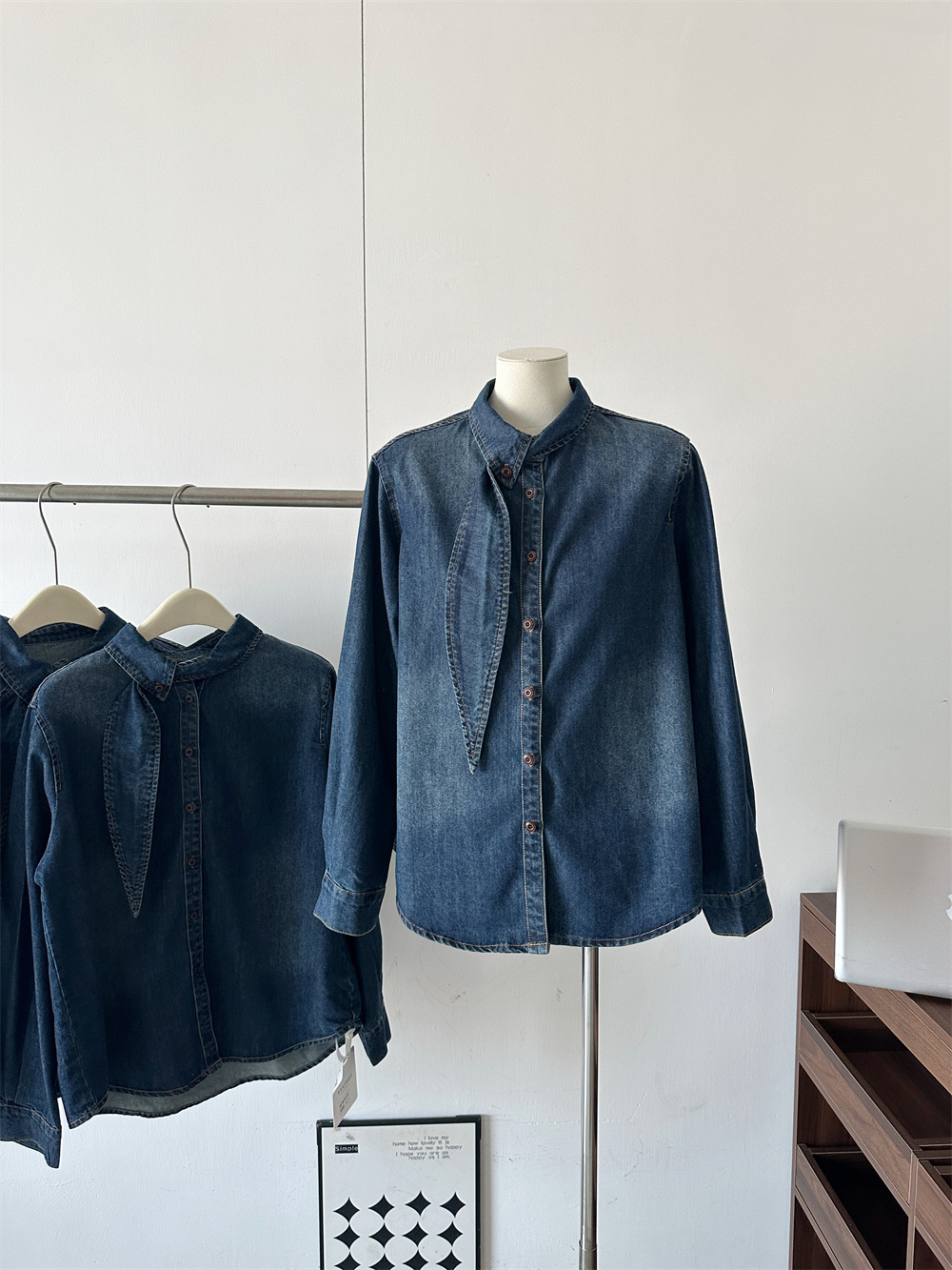 Women's Vintage Washed Slimming Denim Shirt Spring 2026 Long Sleeve